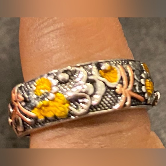 Vintage Retro Carved Colorful Ring-Size 7 - Picture 2 of 8